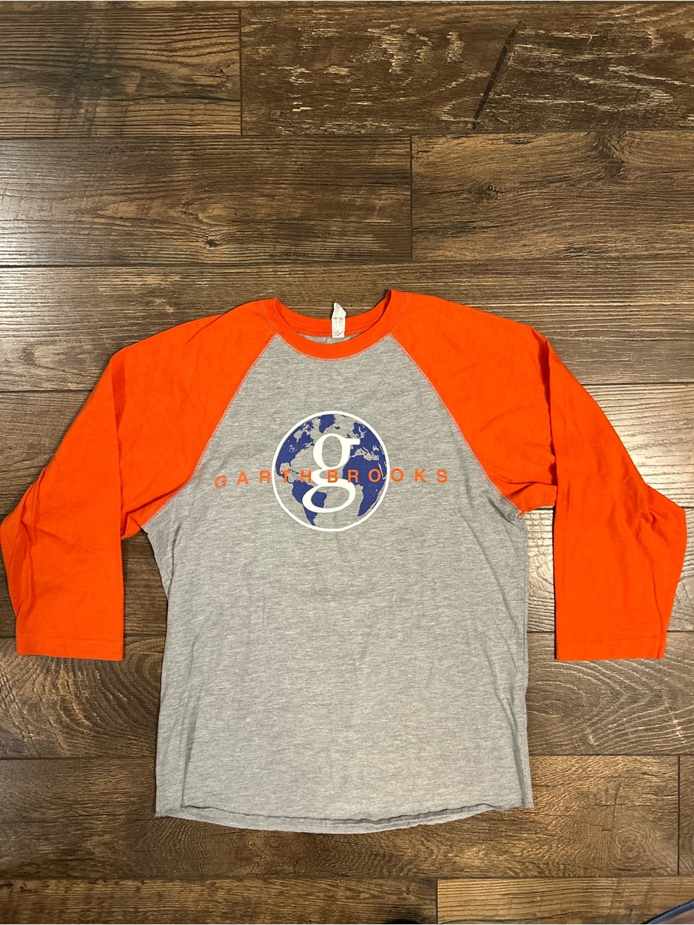 Women’s Garth Brooks Raglan Baseball Tee